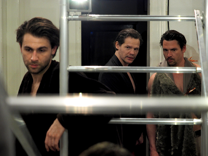 richard ea gal nyito