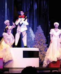 Dada Cabaret - a Maladype sz&iacute;nh&aacute;z &uacute;j bemutat&oacute;ja